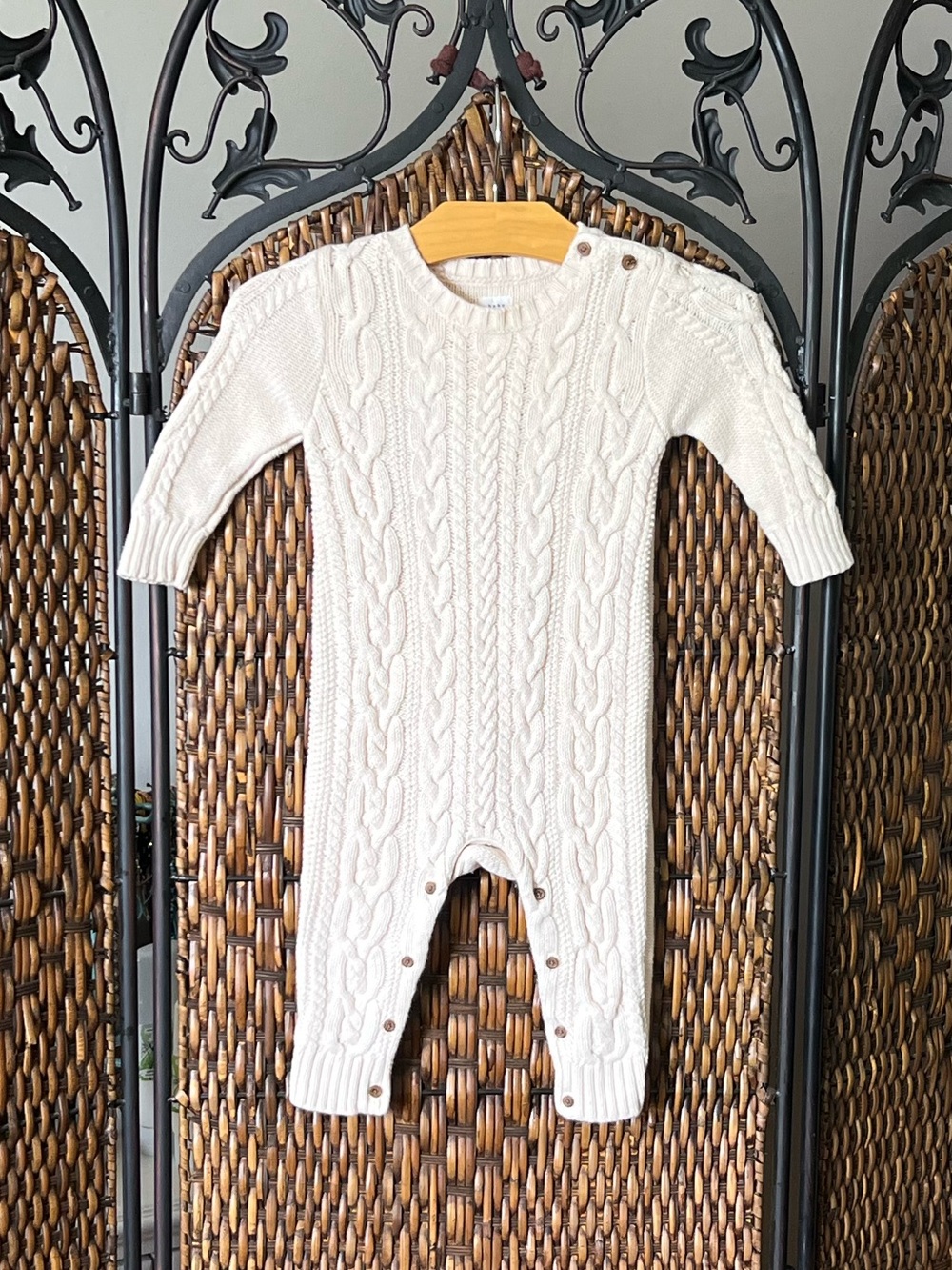 6/12M GAP Infant Knit Cotton Bodysuit